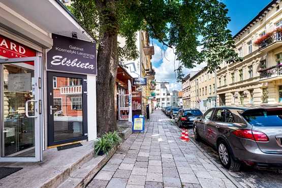 Gabinet Elżbieta - wejście od ulicy Mazurskiej